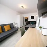 Studio Orange - Zentral mit Balkon - Altstadt - Messe